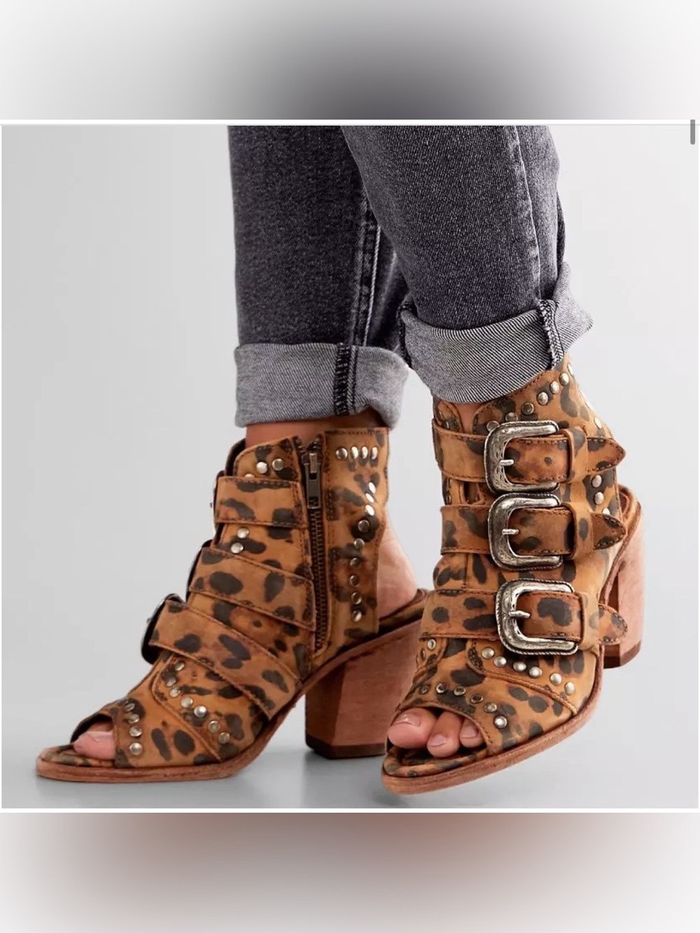 Liberty Black Kinney studded leather heeled sandal sz 9.5